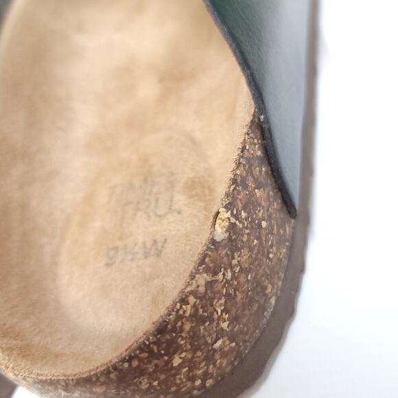 Time & Tru Black Sandals Size 9.5 Faux Leather Adjustable Buckle Slip-On Slide - Picture 4 of 12